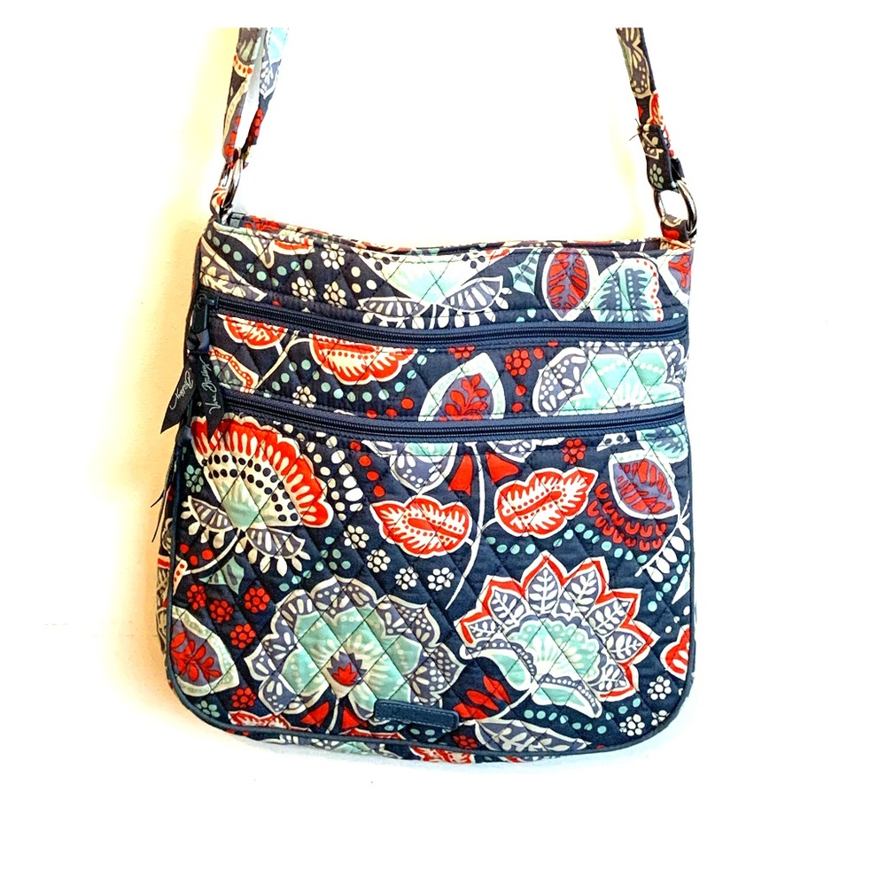 Vera Bradley medium purse